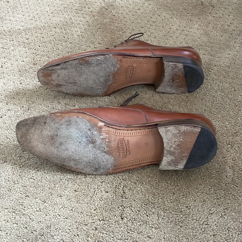 Barrett -Size 12 - Picture 2 of 3